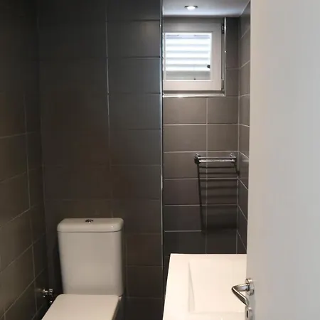 House Fontana - 2 Bedrooms House Apartamento Naxos City
