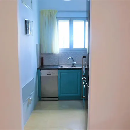 House Fontana - 2 Bedrooms House Apartamento Naxos City